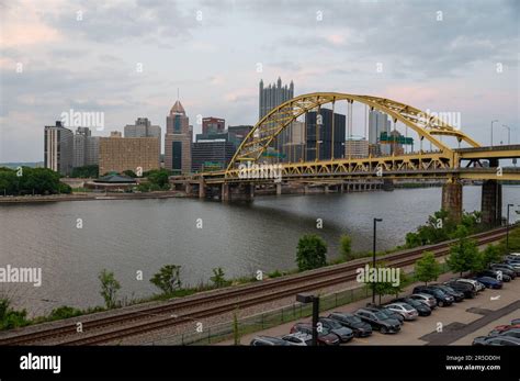 The Fort Pitt Bridge In Pittsburgh Pennsylvania Stock Photo Alamy