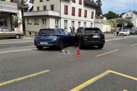 Stadt St Gallen SG Unfall Mit Zwei Autos