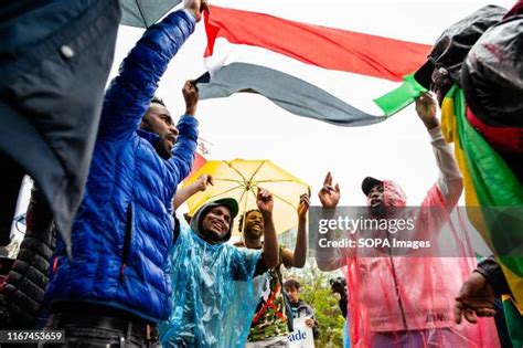 Sudanese Dance Photos And Premium High Res Pictures Getty Images