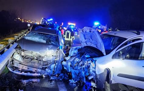 Incidente Sulla Statale Del Tonale A Pian Camuno Tre Feriti