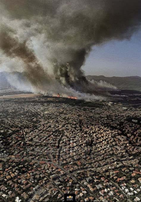 Huge fire in Athens Greece : europe