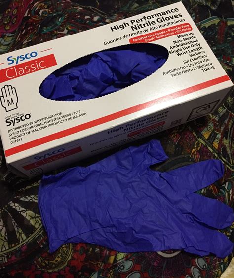 Sysco Classic High Performance Cobalt Blue Nitrile Glove Medium 100