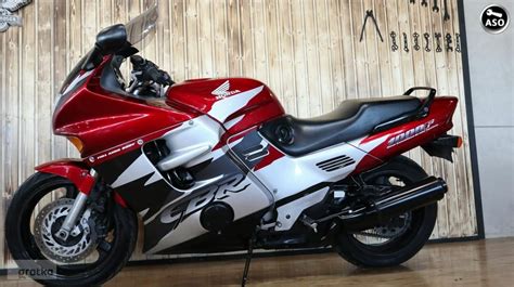 Honda CBR Przepiękna HONDA CBR 1000F Bardzo Zadbany Klasyk Gratka pl