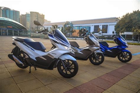 Honda apresenta a scooter PCX 2022 veja cores e preços Mobilidade