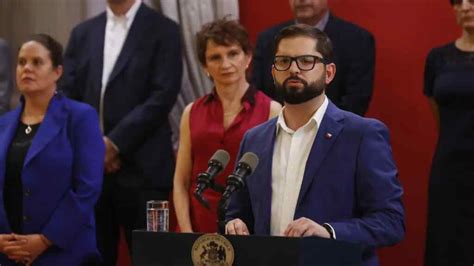 Boric endurece su discurso sobre migración irregular y anuncia nuevas