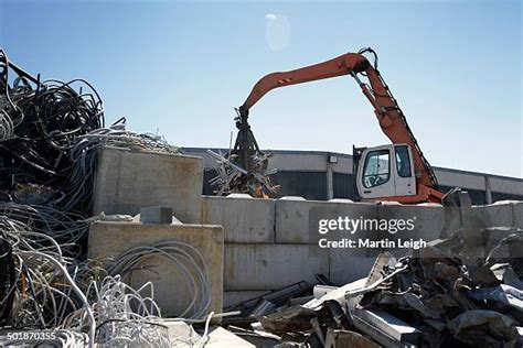 135 Grapple Loader Stock Photos, High-Res Pictures, and Images - Getty Images