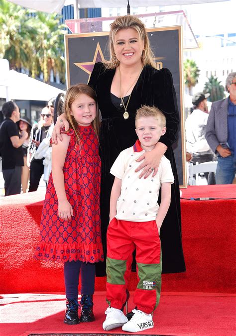 Kelly Clarkson Is 'Looking Forward to a Fresh Start' With Her Kids In NYC