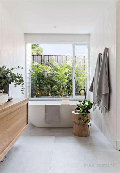 Modern beach house bathroom – Artofit