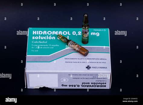 Dosis De Hidroferol Un Medicamento Que Contiene Compuesto Calcifediol