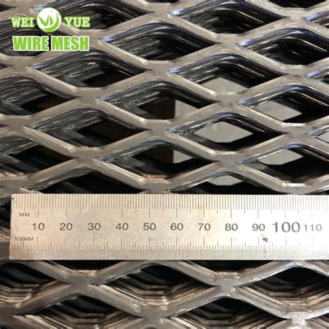 Flattened Diamond Mesh Carbon Steel Expanded Metal Mesh Sheet For