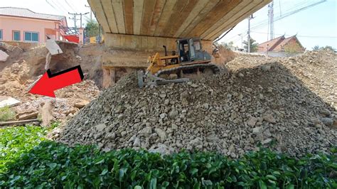 So Good Project Showing Mighty Power Big Bulldozer Working Push Stone