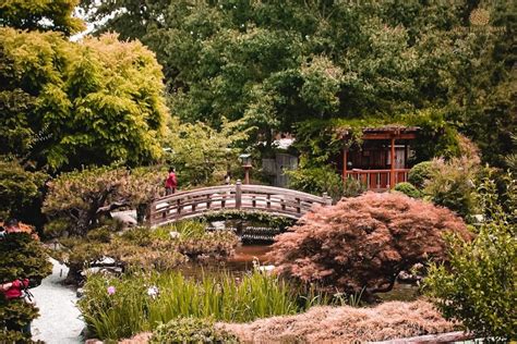 15 Dreamy Botanical Gardens In Japan You Should Visit