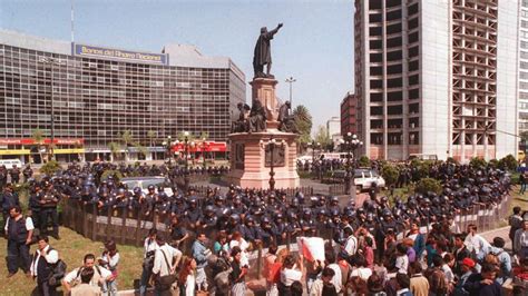 A statue of Christopher Columbus in Mexico City will be replaced by one ...