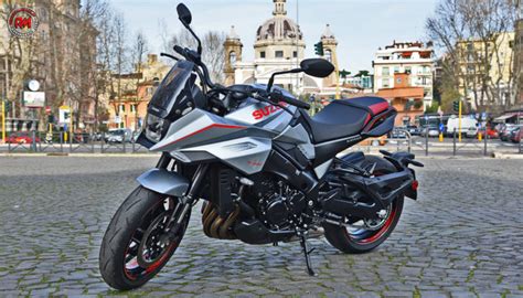 Suzuki Katana Una Naked Con Motore Da Superbike Reportmotori It