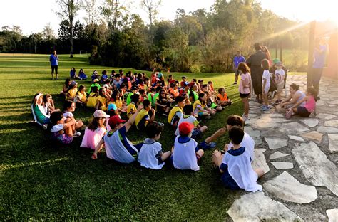 Acampamento De Férias Para Crianças