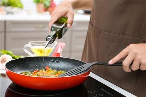 What Is the Best Olive Oil for Cooking?