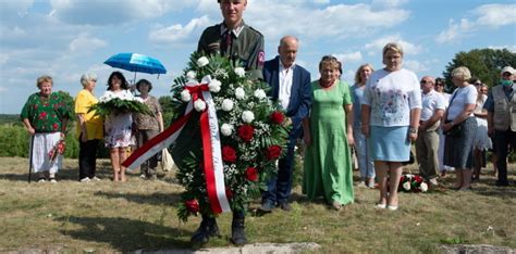 Litwa w Zułowie oddano hołd bohaterom Bitwy Warszawskiej RadioMaryja pl