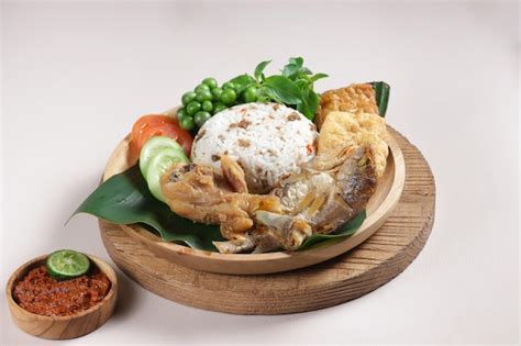 premium photo nasi tutug oncom   traditional sundanese rice