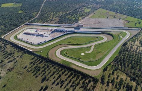 2 Marzo Autodromo Del Levante Scuola Di Guida Sicura