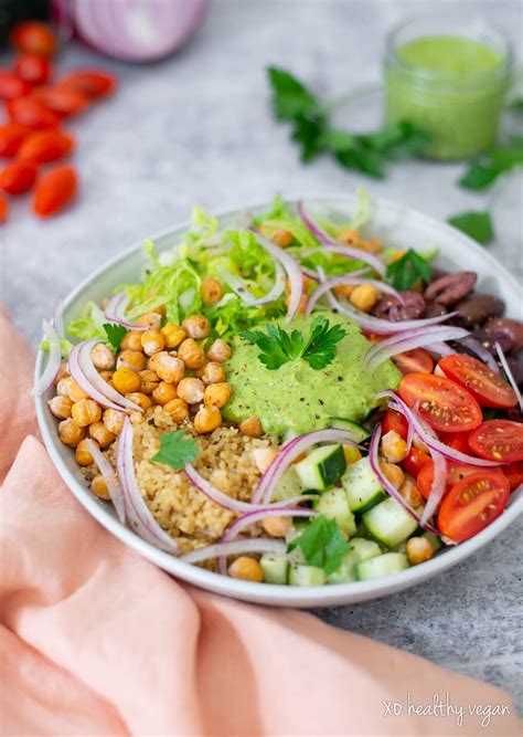 Vegan Mediterranean Salad Bowl :: Healthy Vegan with Colleen Holland