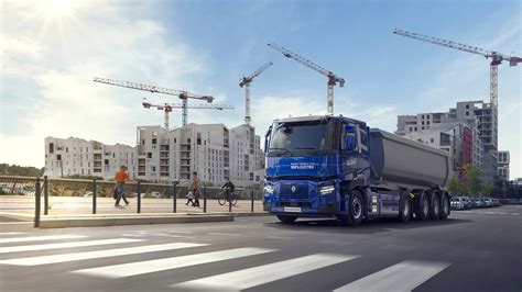 Renault Trucks Stellt Das Design Seiner E Tech T Und C Baureihe Vor