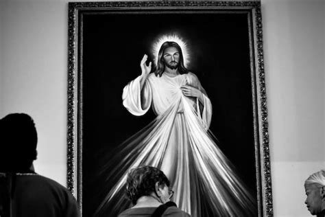 Black And White Jesus Painting at PaintingValley.com | Explore ...