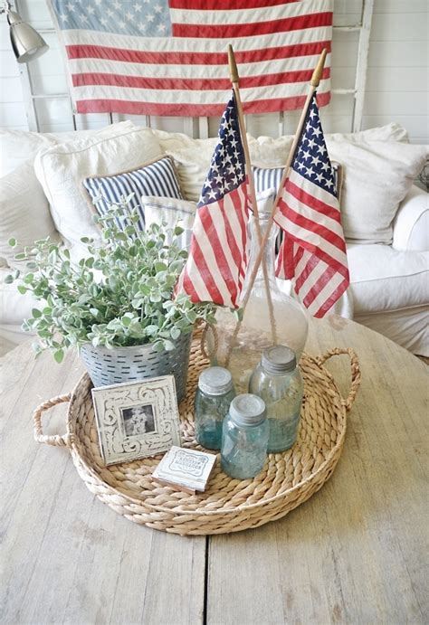 4th of July Decor In the Living Room - Liz Marie Blog