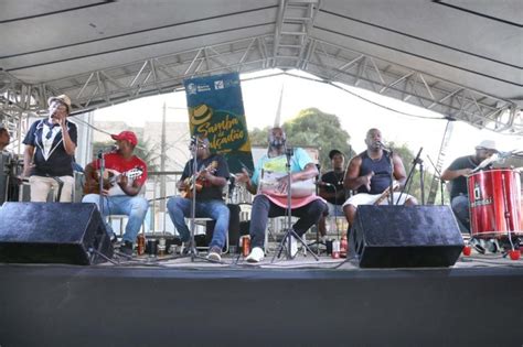 Samba do Calçadão reúne multidão em Barra Mansa Diário do Vale