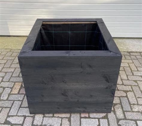 Zwart Lariks Houten Bloembak Glad Geschaafd 95 X 95 X 85 Cm Bloombak Nl