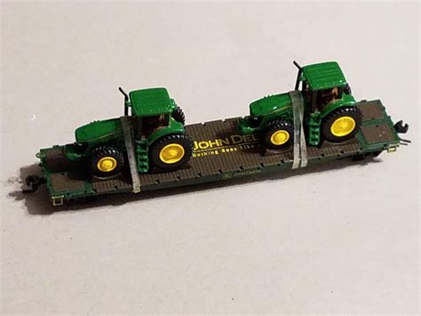 Athearn John Deere N scale Train Set 2004 Collector’s Edition - ShowMyHobby.com