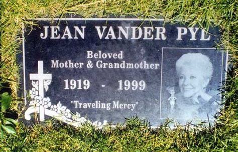 Pin by Dan Higgins on Blast from the Past | Famous graves, Famous ...