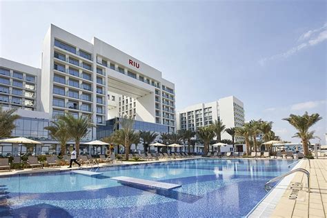 All Inclusive Holidays at the Hotel Riu Dubai from Alihoco