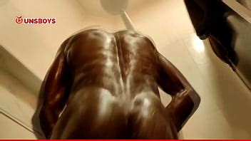 Garoto Gostosinho Tomando Banho Na Casa Do Amigo Gay XVIDEOS