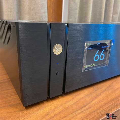 Goldnote IS 1000 Deluxe Integrated Amplifier DAC In Black With Remote