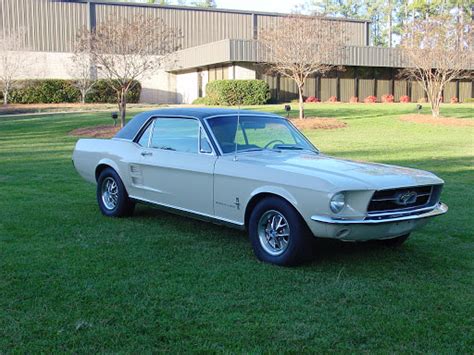 Pebble Beige 1967 Ford Mustang