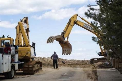 Create Meme Excavator And Excavator Excavator Funny Pictures