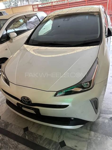 Toyota Prius S Touring Selection 2020 For Sale In Lahore PakWheels