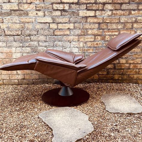 Modi Contura Zero Gravity Lounge Chair By Hjellegjerde Of Norway