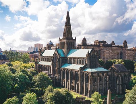 The 10+ BEST Things to Do Glasgow, Scotland | Tall Girl Big World