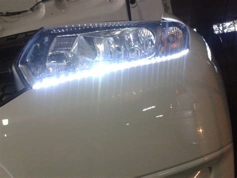 Tuto Installation Bande Led Sur Feux De Jour Logan Forum Auto