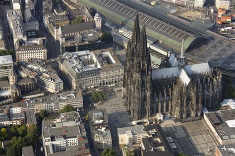 Köln von oben Kölner Dom in Köln im Bundesland Nordrhein Westfalen