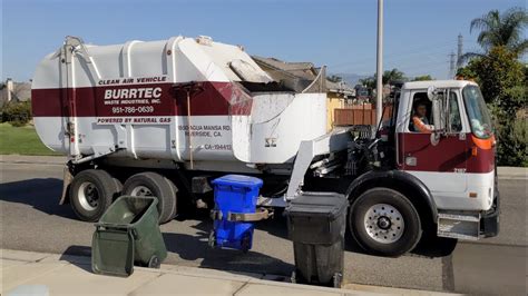 Burrtec Autocar Wx Rapid Rail Garbage Truck On Recycle Youtube