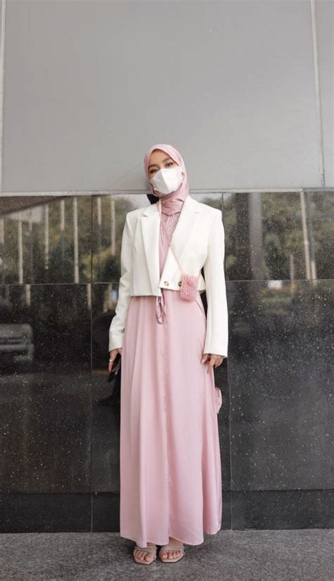 Pin By Umiiko On Formal W Blazer Hijab Fashion Inspiration