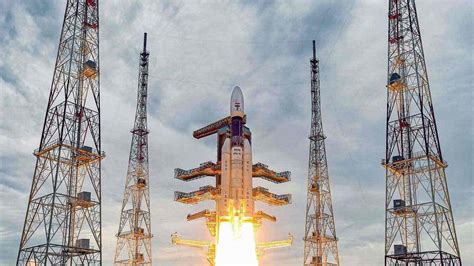 Chandrayaan 2: NASA congratulates ISRO on launch, seeks to explore ...