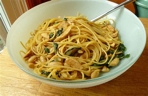 Chicken Spinach And Cannellini Bean Pasta Recipe