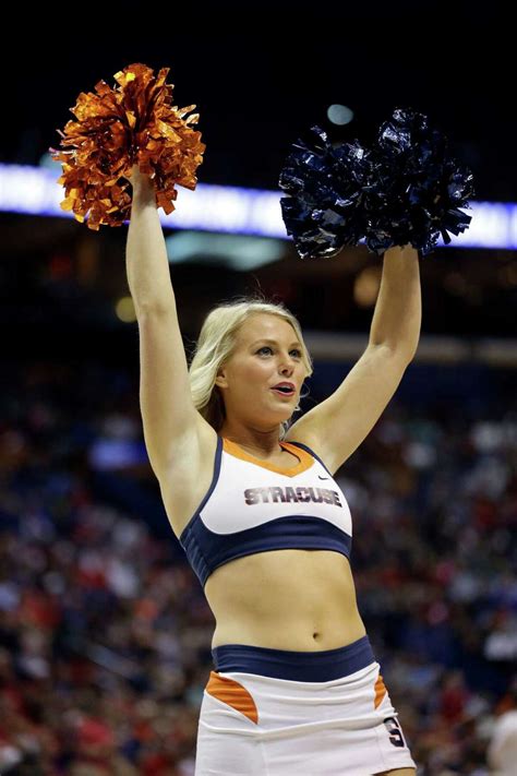 Cheerleader Checklist At University Of Washington Offends Many Who Think It Objectifies Women