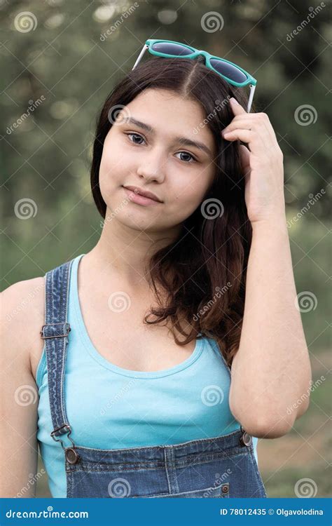 Portrait Of Beautiful Girl 15 Years Stock Image Image Of Meadow