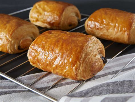 Pain Au Chocolat Louise Boulangerie Louise