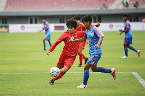 Indian women's football team out of Olympic qualifiers - Rediff Sports