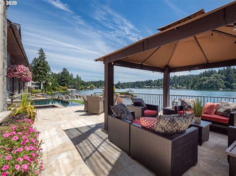 The Jewel Of Lake Oswego Oregon Luxury Homes Mansions For Sale